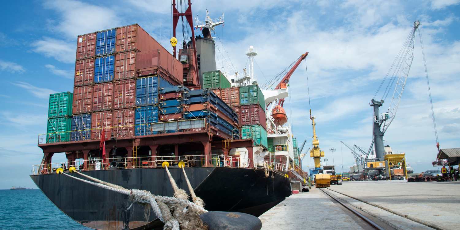 Stevedoring port operations